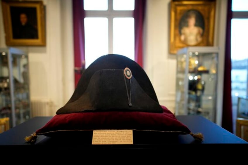 a hat worn by napoleon sold for 21 million at an auction of the french emperors belongings