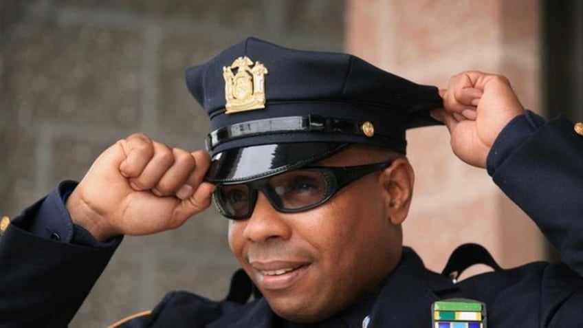 john barnett in nypd uniform