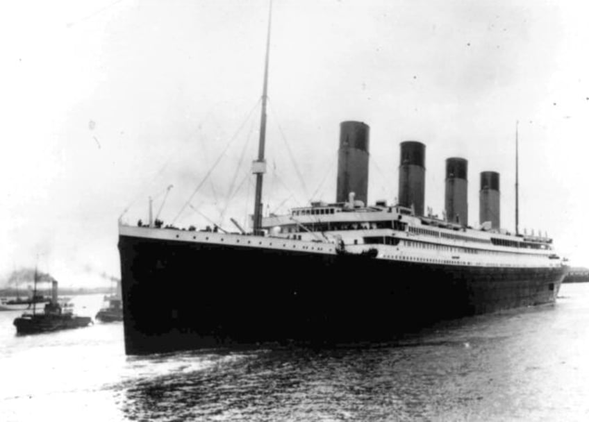 a new titanic expedition is planned the us is fighting it says wreck is a grave site