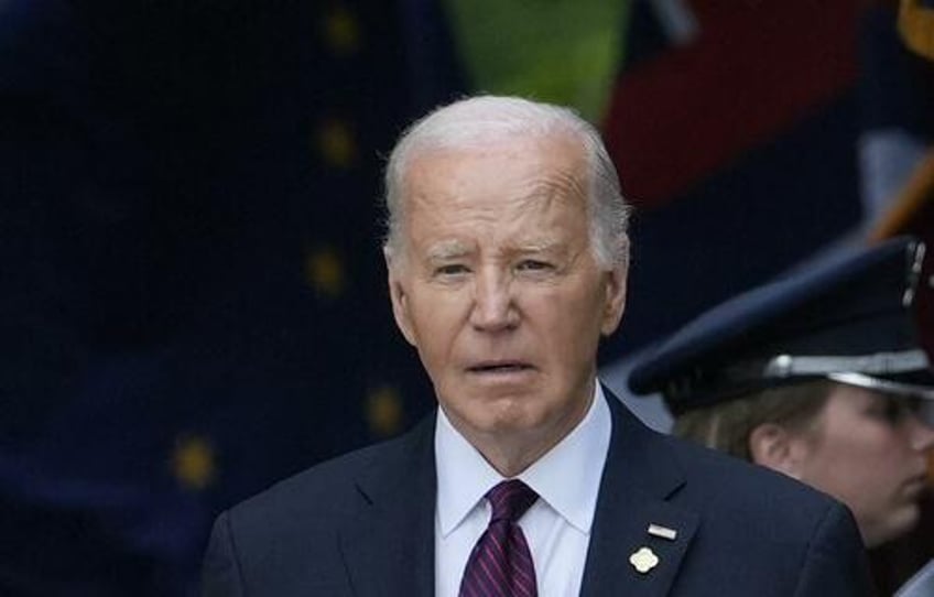 a pervasive fear has settled in dems are absolutely freaking out over biden