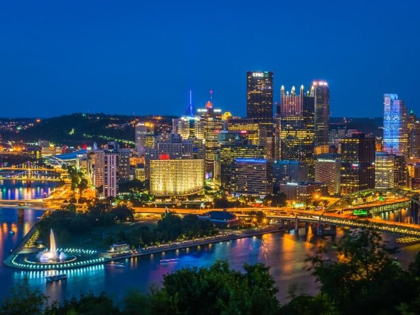 Pittsburgh PA at night