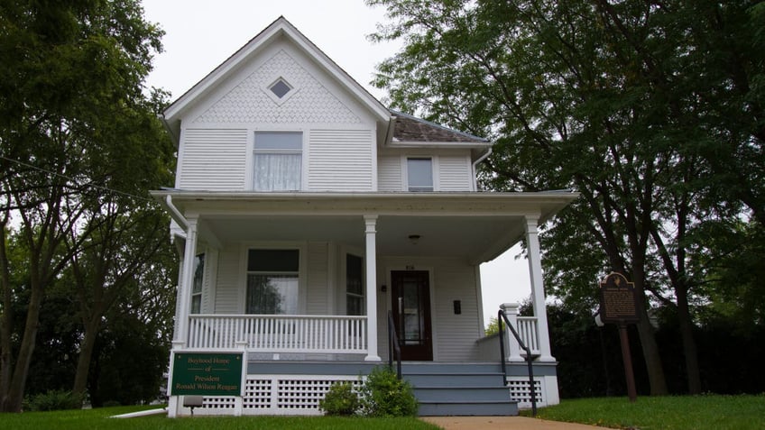 Reagan boyhood home