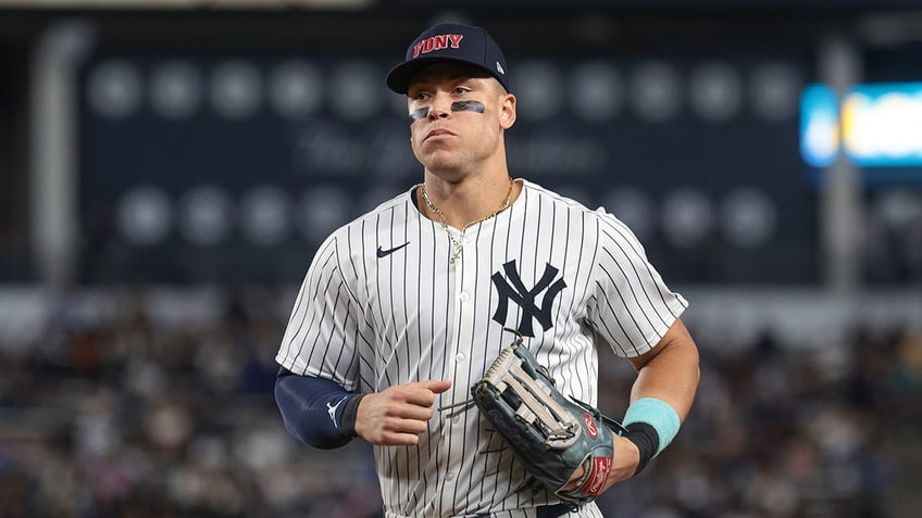 Aaron Judge runs off field