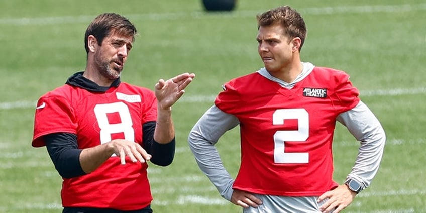 aaron rodgers reveals his jets quarterback plan for future including few good years here