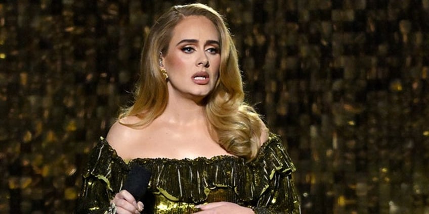 adele berates security for bothering fan during vegas performance they wont bother you again