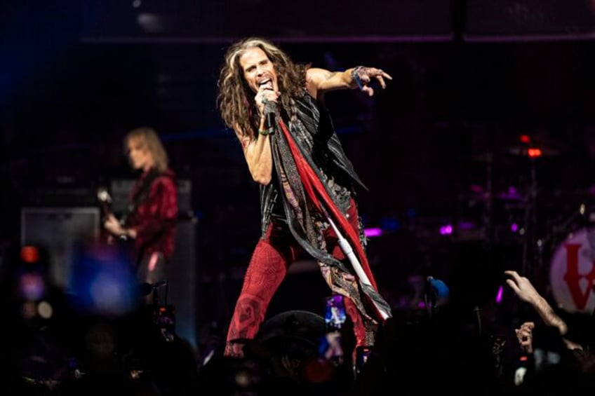 aerosmith postpones shows after frontman steven tyler suffers vocal cord damage