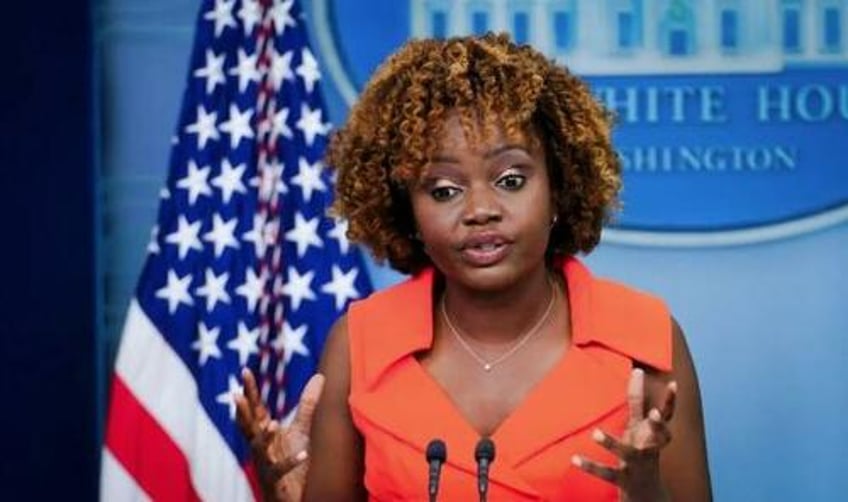 african journalist simon ateba suing white house for alleged discrimination