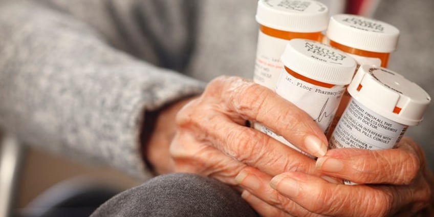 ai app helps aging adults manage their prescriptions with one photo your personal health assistant