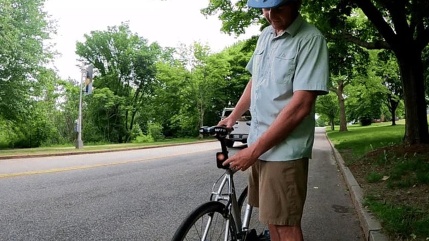 AI bicycle safety device could warn of dangerous car collision