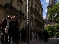 AI tool uses selfies to predict biological age and cancer survival
