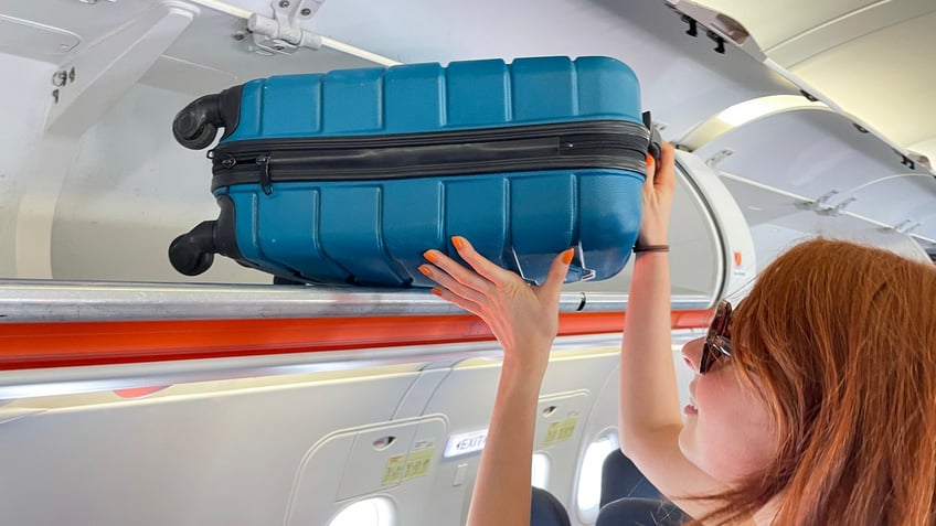 FLIGHT Passenger luggage
