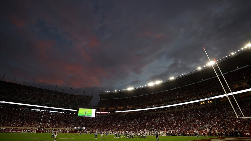 alabama able to reciprocate similar upper deck seating arrangement for visiting longhorns in week 2