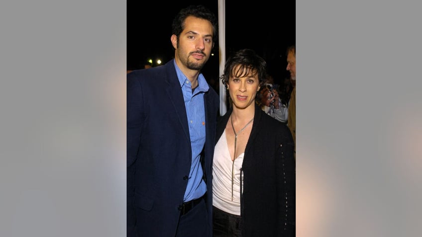 guy oseary alanis morissette in 1996