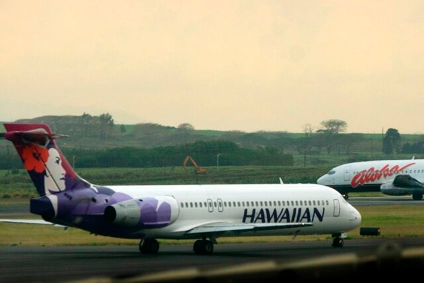 alaska air to buy hawaiian airlines in a 19 billion deal that may attract regulator scrutiny