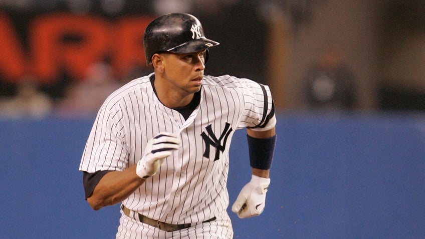 alex rodriguez doesnt understand why yankees havent retired his no 13 it bothers me