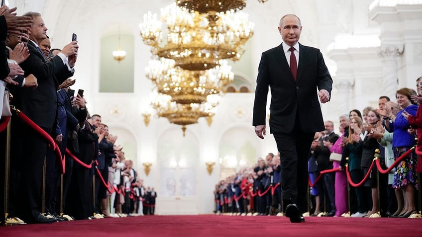 Putin walks ahead of inauguration ceremony in Moscow, Russia