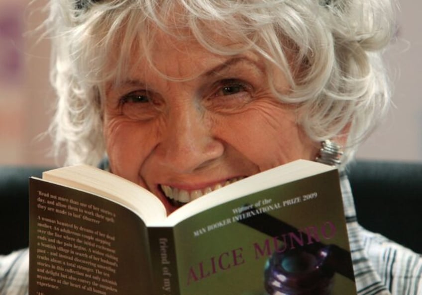 Canadian author Alice Munro, who has died at 92, won the 2013 Nobel Prize for literature