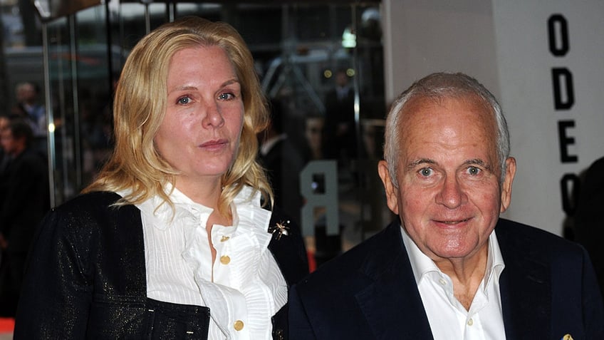 Sophie de Stempel and Ian Holm posing together