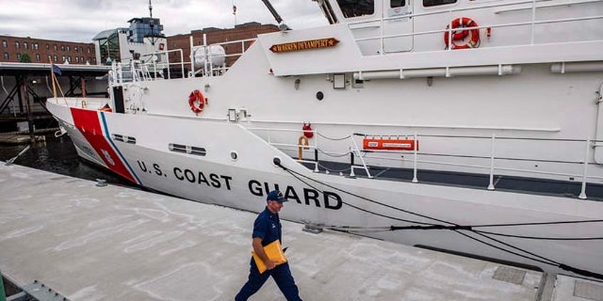 all about the coast guard when it was established how to enlist and what the military branch does