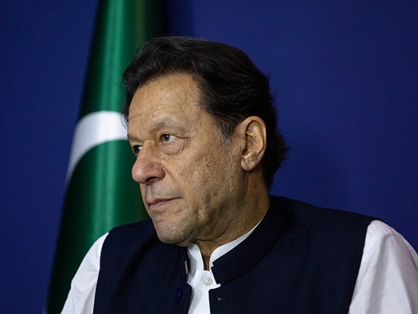 alleged pakistan leaks claim us helped oust jailed islamist ex pm imran khan