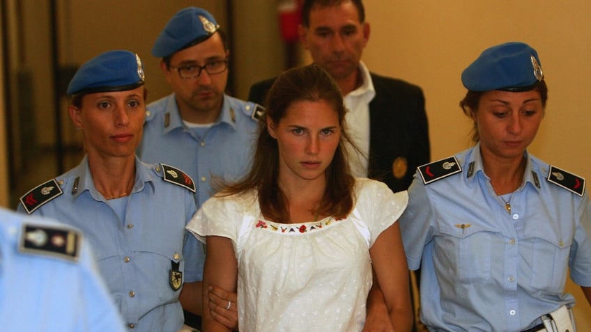 amanda knox says man who killed roommate meredith kercher has harmed more young women since release