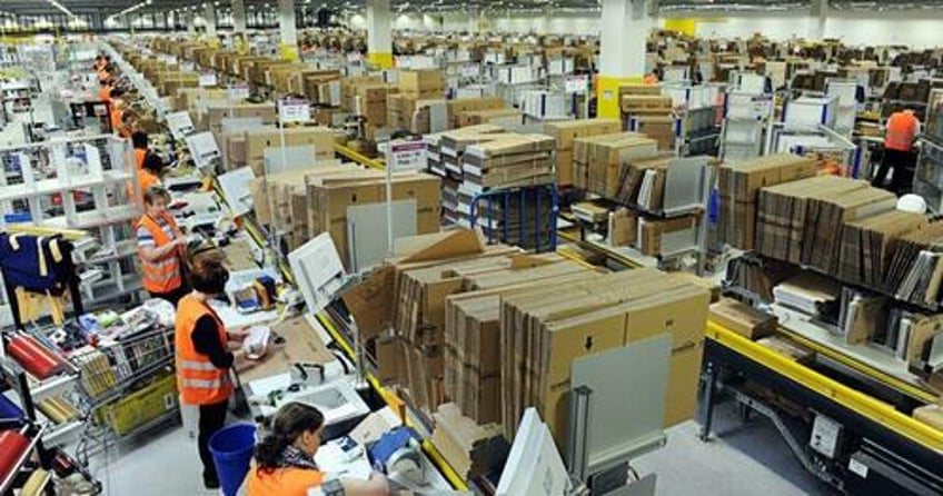 amazon announces plans to hire 250000 logistics workers for holiday season