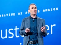 Amazon Chief Says Tariffs Haven’t Pushed Up Prices, Undermining Critics’ Inflation Warnings