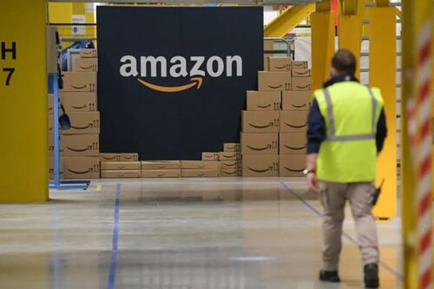 amazon earned more than 1 billion through secret price raising algorithm ftc