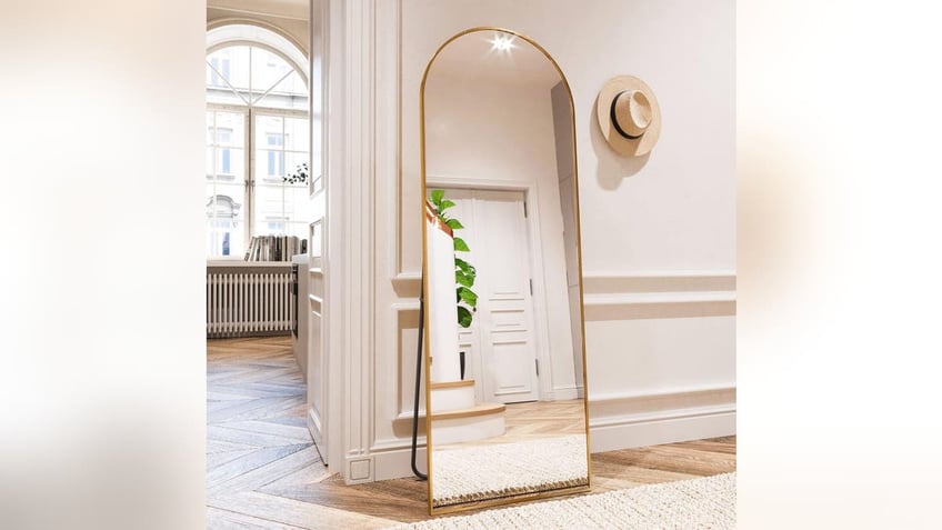 Complete the look of any room with this stunning mirror.