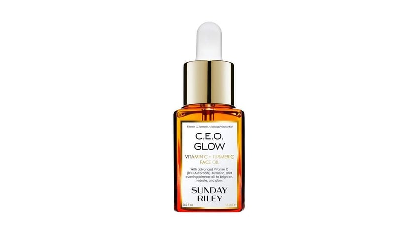 Try this vitamin C + Turmeric glow-giving face oil for the ultimate glow.