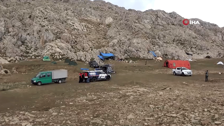 american caver mark dickey trapped 3400 feet inside turkish cave massive rescue effort underway