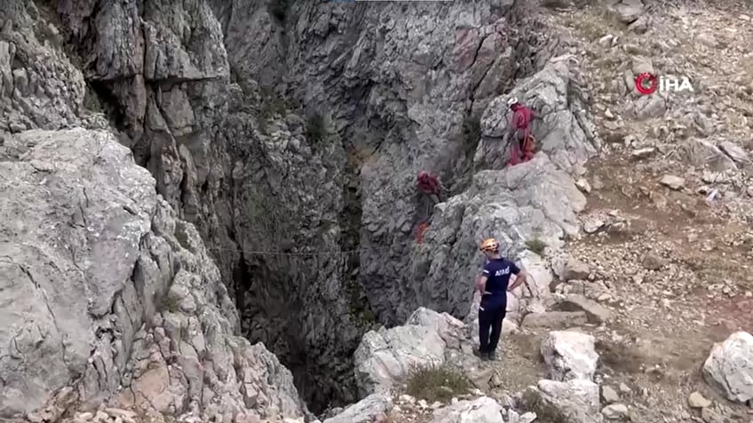 american caver mark dickey trapped 3400 feet inside turkish cave massive rescue effort underway