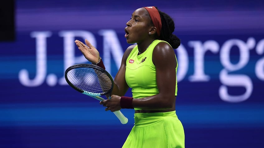 american coco gauff gets fed up with chair umpire over us open opponents slow play shes never ready