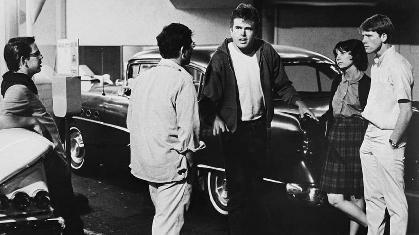 american graffiti cast 50 years later how film launched harrison ford from struggling carpenter to han solo