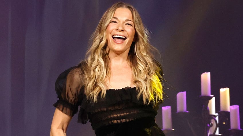 Leann Rimes on stage at the Ryman Auditorium.