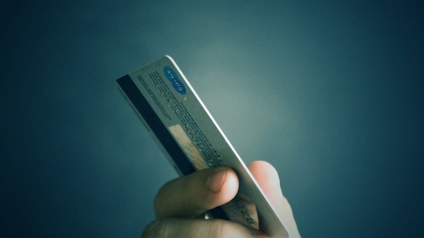 americans are deep in credit card debt but bidenomics threatens to make things even worse