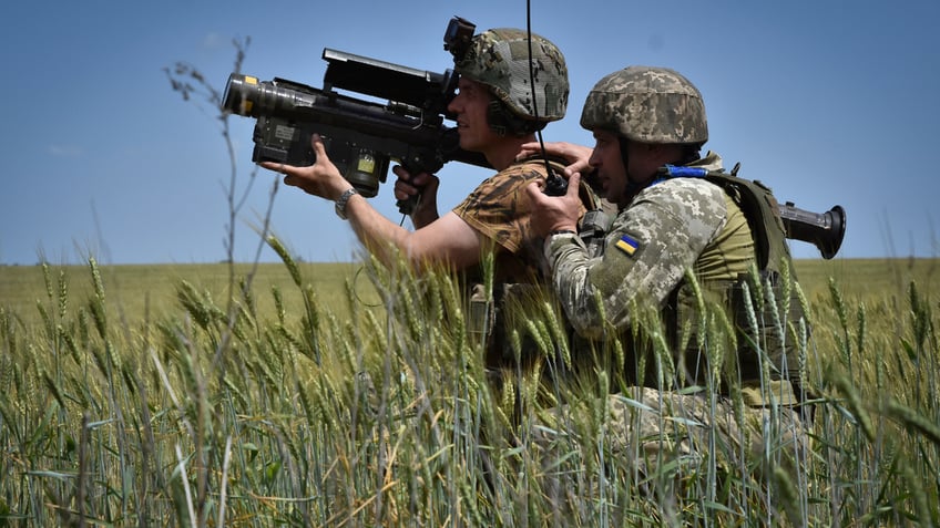 Ukraine soldiers