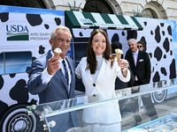 America's dairy farmers and ice cream producers agree to quit using artificial colors