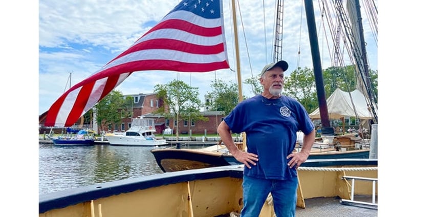 americas fireboat celebrates 85 years after storied career battling blazes protecting us homeland