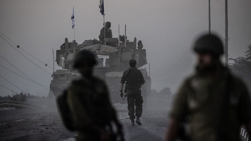 amid israel hamas war thousands of people sign up to pray and do mitzvot for israeli soldiers