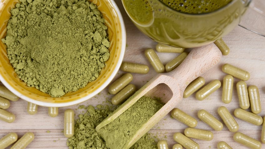 Kratom herbal drug