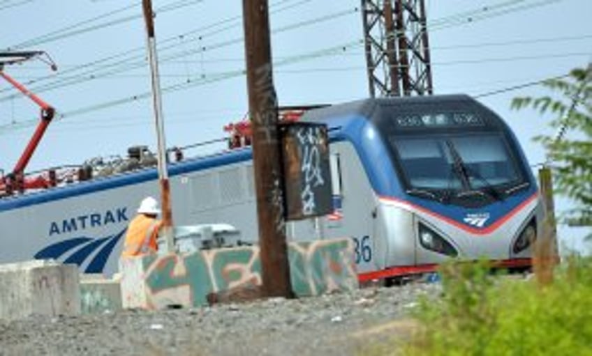 Amtrak not back to full strength after Northeast power outage