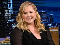 Amy Schumer calls out 'razor-sharp' scrutiny on Jewish people, 'but not on Hamas'