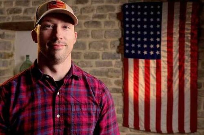 an army special forces veteran creates american flags that dont burn