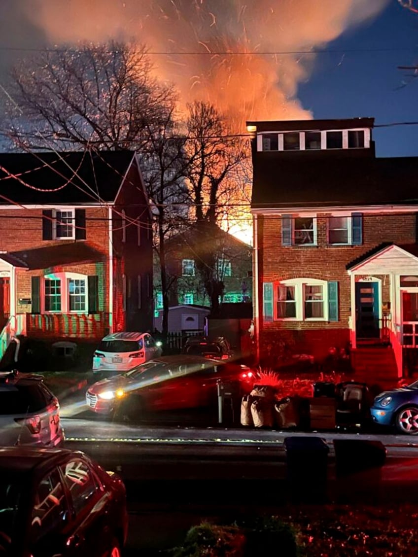 an explosion leveled a home in arlington virginia as officers tried serve a search warrant