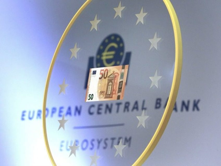 analysts fear looming italian bank failure