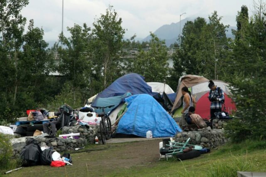 anchorage scrambles to find enough housing for the homeless before the alaska winter sets in