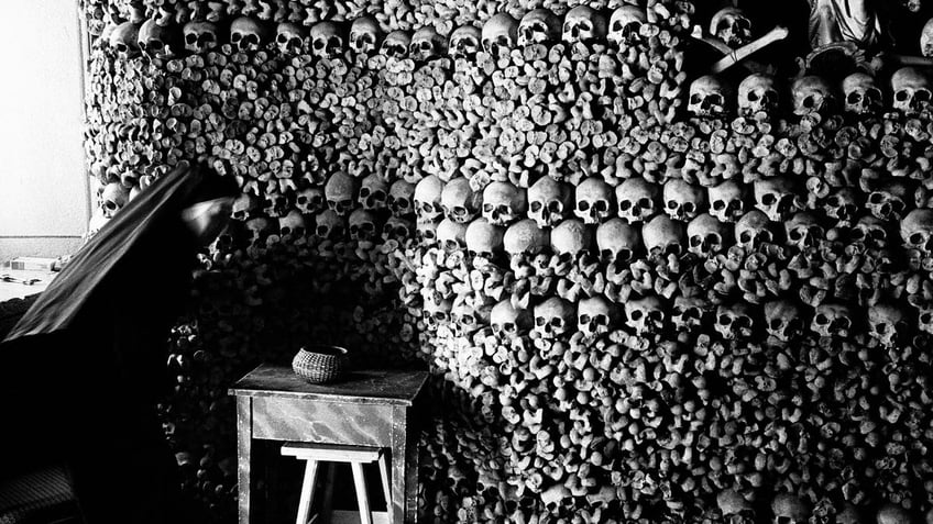 A chapel constructed of bones from humans who perished from the plague in the Middle Ages.