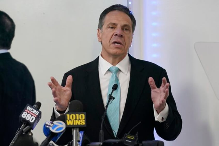 andrew cuomo accused of sexual harassment by former aide in new legal filing