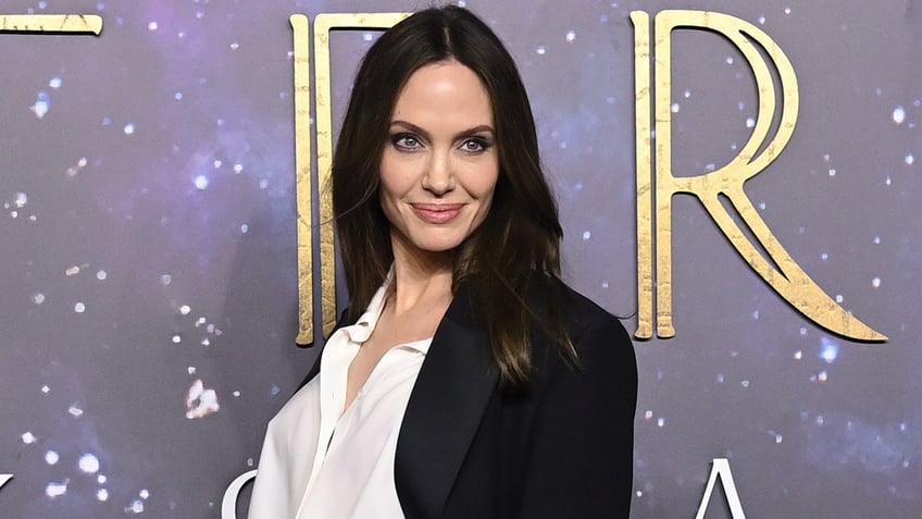 angelina jolie says she wouldnt be an actress today and plans to leave hollywood a shallow place